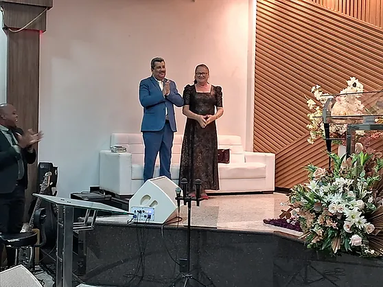 Bodas de mármore pelos 39 anos de união do pastor Cintra e sua esposa Agnete